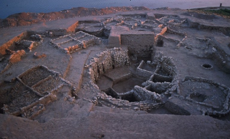 Descubriendo el Neolítico del Próximo Oriente. 25 años de investigaciones arqueológicas en Siria y Jordania