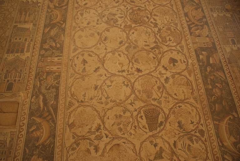 Los mosaicos romanos de Jordania a los ojos de José María Blázquez