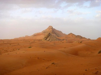 Emiratos-Arabes_1_dunas_Carmen-del-Cerro.jpg