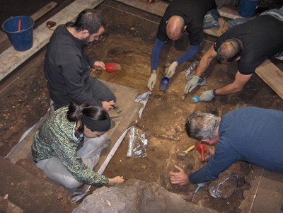 Cueva-de-Coimbre_Conferencia-2013-10-31_MAA_011.jpg