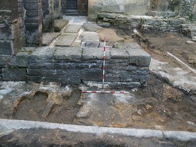 Camara-Santa_Detalle-excavaciones_01.jpg